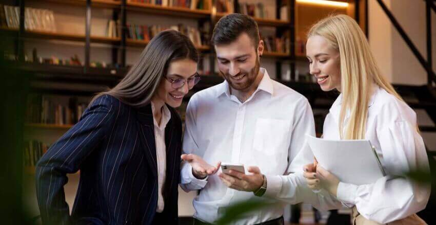 Earn good money and make you very successful creative working